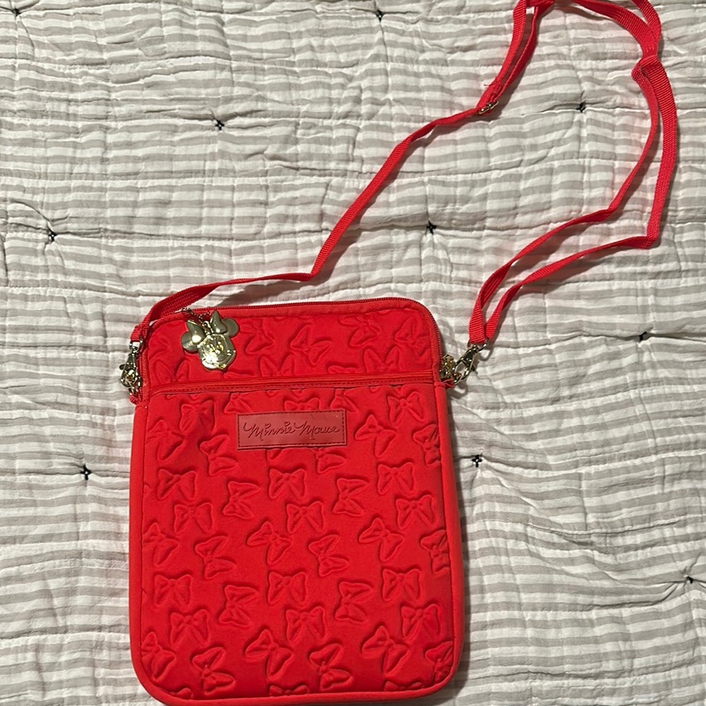 Red Embossed Bag - Picture 4 of 8